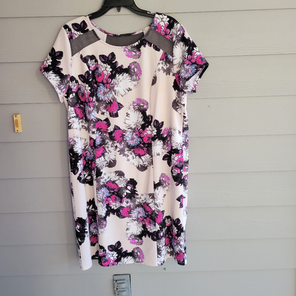 INC FLORAL DRESS NWT 1X